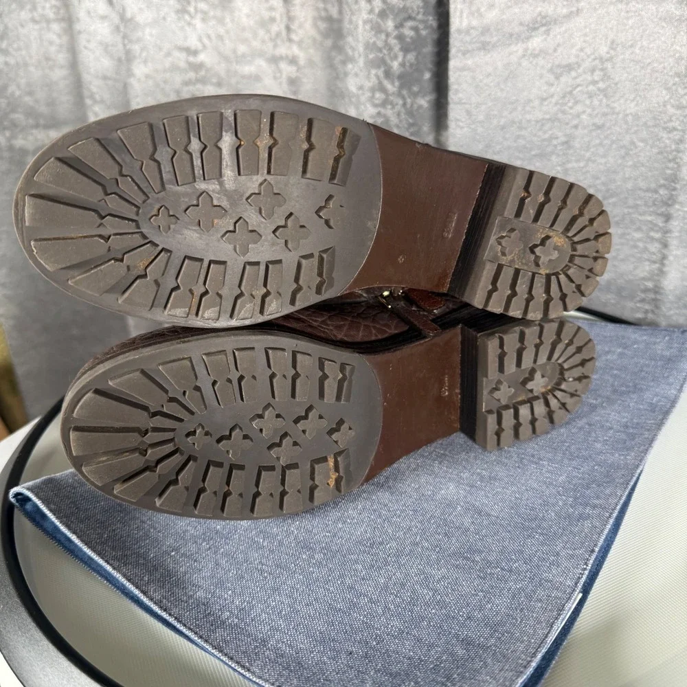 Tory Burch Chrystie Moto Boots 6.5M Brown Pebbled Leather Buckle Zip Lug Sole